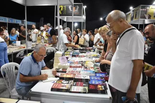Van haber... 5. Edremit Kitap Fuarı'nda Beşinci Gün Geride Kaldı