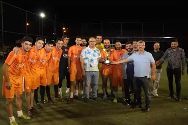 Gümüşhane haberleri! 5 Ağustos Kongre Turnuvası'nın şampiyonu Köse FC