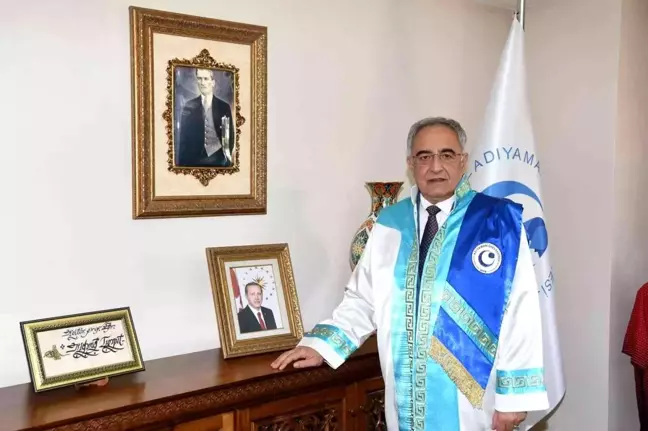 Rektör Turgut, 30 Ağustos Zafer Bayramını kutladı
