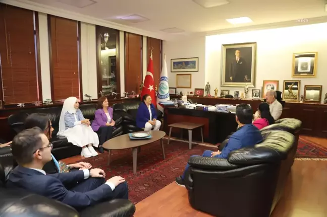 İyi Partili Ünzile Yüksel'den Başkan Yılmaz Büyükerşen'e Ziyaret