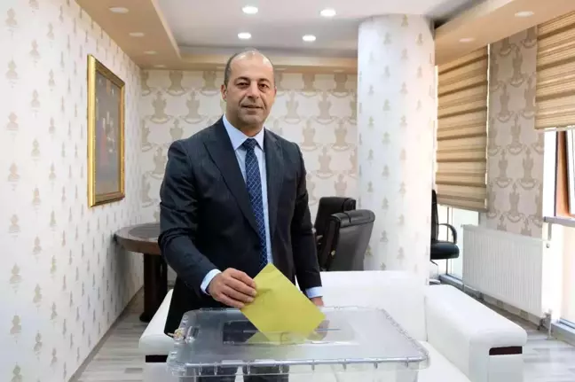 Gümüşhane yerel haberleri | Gümüşhane Barosu Av. Metin Aslan'la devam dedi