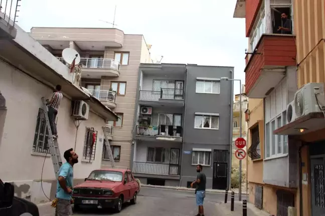 'Devlet işi yapıyoruz' diye evlere girdiler, mahalle sakinlerini isyan ettirdiler