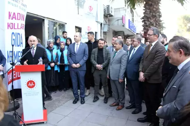 Manisa'da riskli bin 800 binadan bin 700'ü yıkıldı