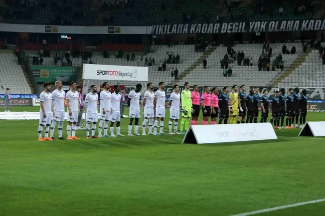 Spor Toto Süper Lig: Konyaspor: 1 Adana Demirspor: 1 (İlk yarı)