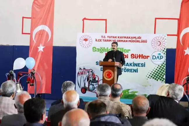Tutak'ta süt sağım makinesi dağıtımı