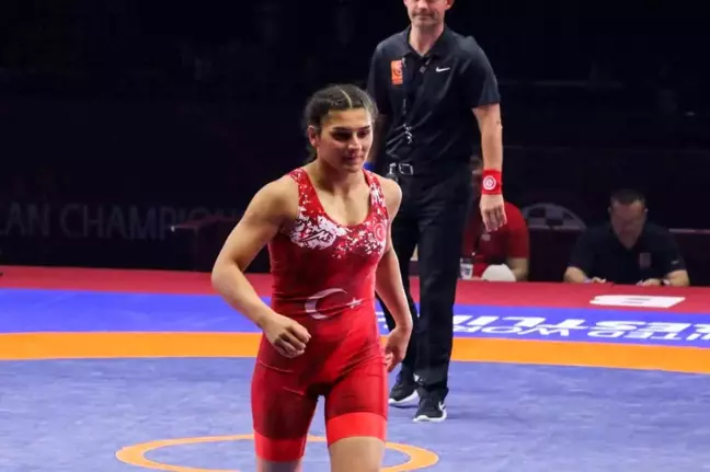 Nesrin Baş'tan bronz madalya
