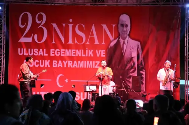 Döşemealtı'nda 23 Nisan, karnaval havasında kutlandı