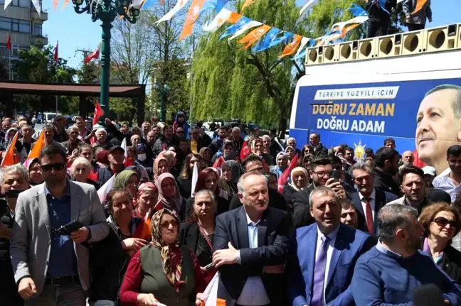 AK Parti Artvin Milletvekili adayı Faruk Çelik: