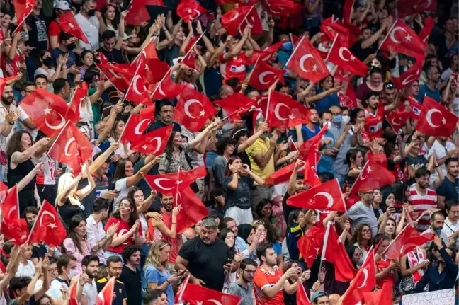 Milli takıma en fazla voleybolcu Eczacıbaşı Dynavit'ten
