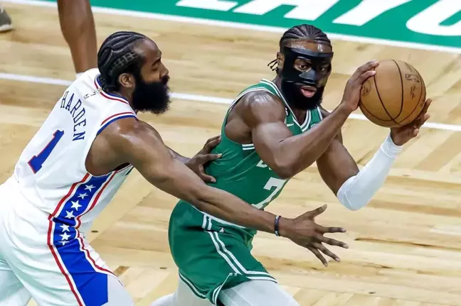 Boston, Philadelphia'yı 34 sayı farkla yenerek seriyi 1-1'e getirdi