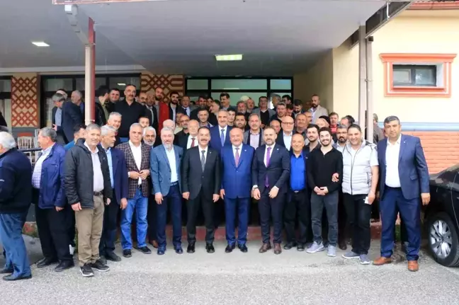 Kemahlılar AK Parti milletvekillerini ağırladı