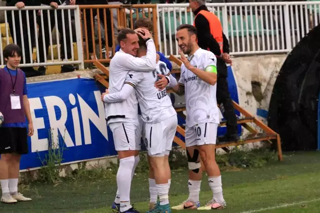 TFF 3. Lig: Belediye Derincespor: 8 Şile Yıldızspor: 0