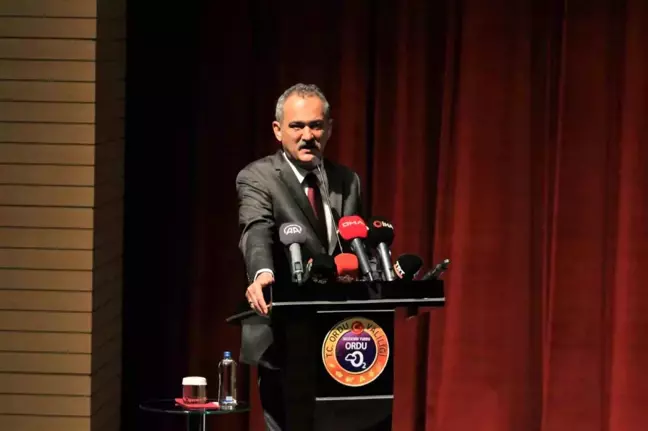 Bakan Özer: