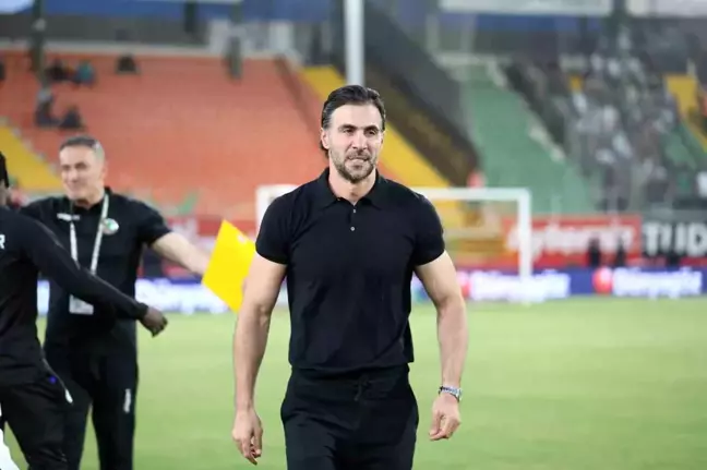 Spor Toto Süper Lig: Corendon Alanyaspor: 0 Konyaspor: 1 (İlk yarı)