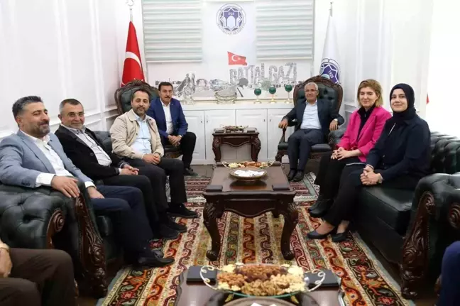 AK Parti'den Başkan Güder teşekkür ziyareti