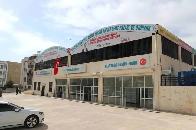 Haliliye Belediye Başkanı Mehmet Canpolat Ahmet Yesevi Sosyal Yardım Kompleksini İnceledi