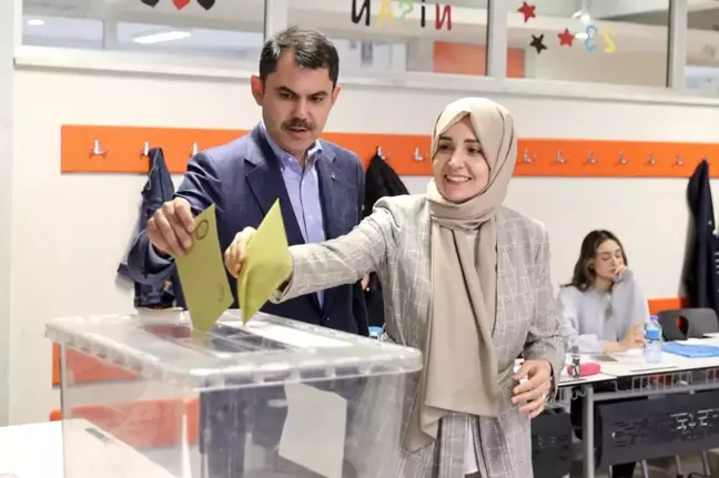 Çevre Bakanı Murat Kurum, İstanbul'da oyunu kullandı