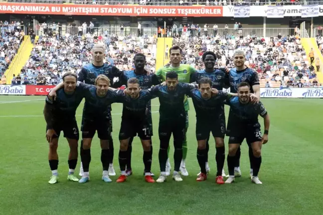 Adana Demirspor - Başakşehir maçında ilk yarı Başakşehir'in üstünlüğüyle tamamlandı