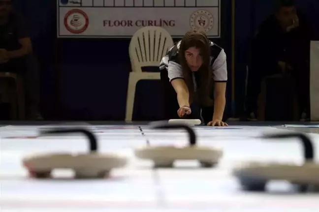 Karaman'da Okul Sporları Floor Curling Gençler Türkiye Şampiyonası Başladı
