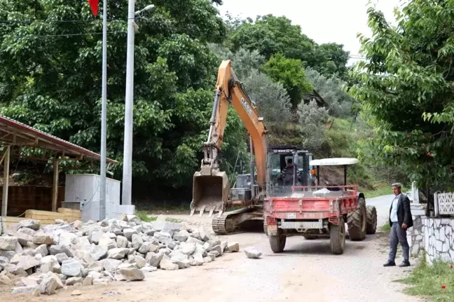 Nazilli Kahvederesi Mahallesi'nde Belediye Başkanı Özcan'a teşekkür hayrı