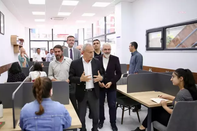 Küçükçekmece'de 9. kütüphane hizmete açıldı