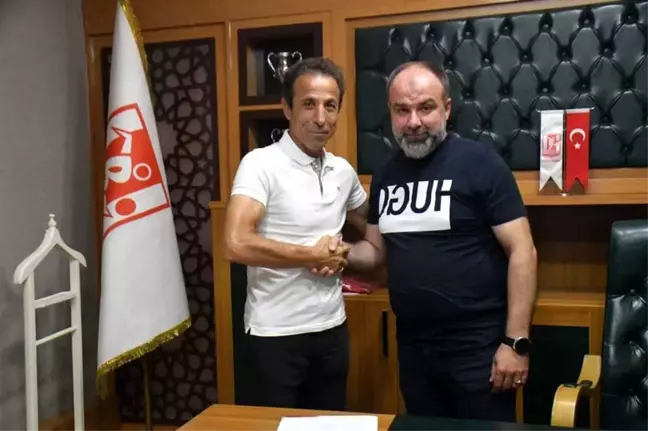 Balıkesirspor, Recep Çetin'i teknik direktör olarak göreve getirdi