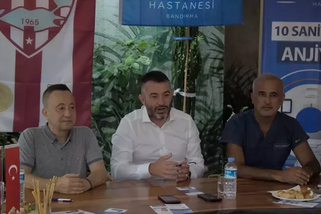 Teksüt Bandırmaspor ile Bandırma Royal Hastanesi arasında sağlık sponsorluğu anlaşması imzalandı