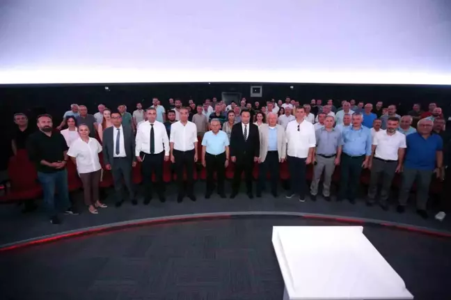 Kayseri Büyükşehir Belediye Başkanı Bilim Merkezi'nde Eğitimcilerle Buluştu