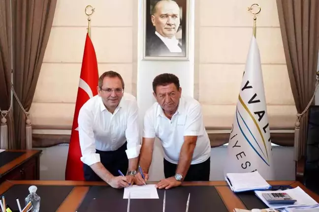 Ayvalık Belediyesi ile Balıkesir Belediye-İş Sendikası arasında ek protokol imzalandı