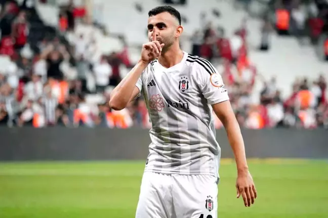 Beşiktaş'ın Cezayirli futbolcusu Ghezzal sakatlıktan dönüş yaptı