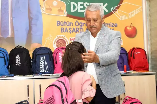 Afyonkarahisar Belediyesi Eğitim Desteğini Sürdürüyor