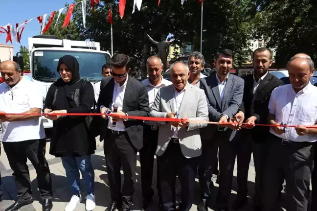 Yahyalı Belediyesi Yeni Araçlarını Tanıttı