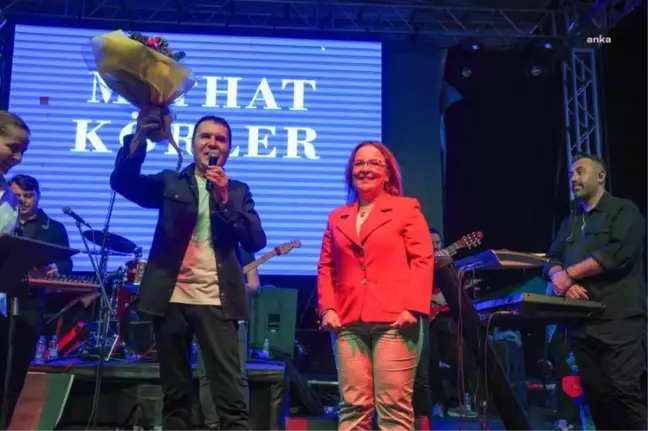 Mithat Körler, Eskişehir Pişmiş Toprak Sempozyumu'nda konser verdi