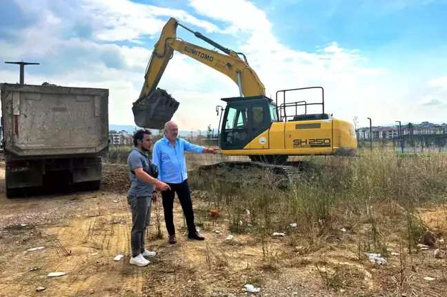 Çiftlikköy Belediyesi Mehmet Akif Ersoy Mahallesi'nde Yürüyüş Yolu Projesi İlerliyor