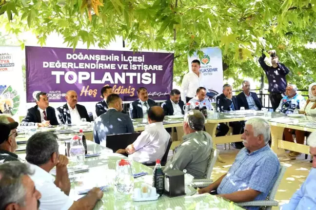 Malatya Büyükşehir Belediyesi Doğanşehir İlçesi Değerlendirme ve İstişare Toplantısı Gerçekleştirdi