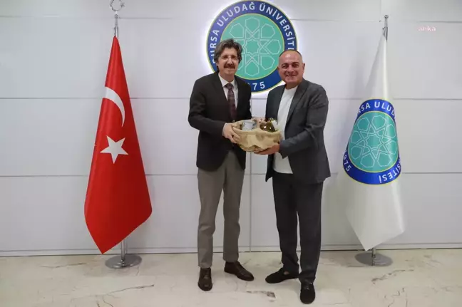 Gemlik Belediye Başkanı Uludağ Üniversitesi Rektörünü Ziyaret Etti