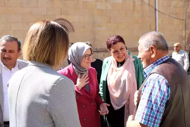 AK Parti Kırşehir İl Başkanı Seher Ünsal, Yeni Dönem Kırşehir Belediyesi İçin Destek İstedi