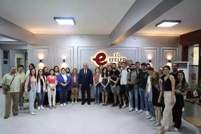 ADÜ Tıp Fakültesi Öğrencileri Efeler Belediyesi'ni Ziyaret Etti