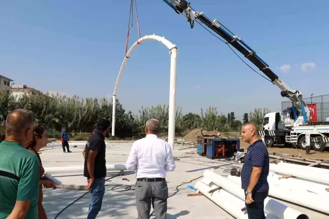 Koçarlı'da Yüzme Havuzu İnşaatı Devam Ediyor