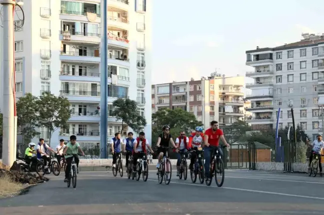 Diyarbakır'da Avrupa Spor Haftası kapsamında bisiklet turu düzenlendi