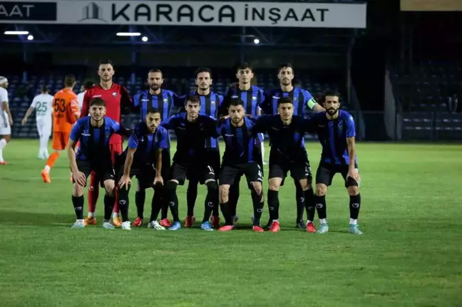 Karacabey Belediyespor, Kırşehir FSK'yı 3-0 mağlup etti