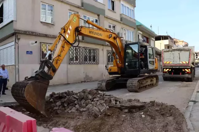 Nazilli Belediyesi Aydoğdu Mahallesi'nde Yol Yenileme Çalışmalarına Başladı