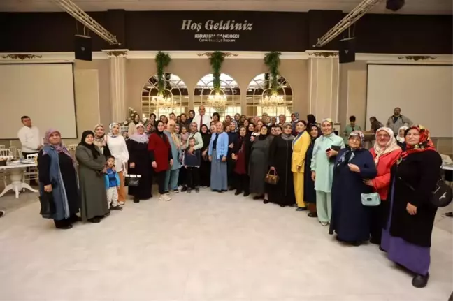 Canik Belediye Başkanı İbrahim Sandıkçı, Kadınları Ağırladı