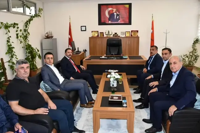 Nusaybin Belediyesi, İlçe Milli Eğitim Müdürlüğüne boya desteği