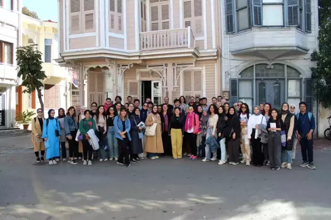 AGÜ Mimarlık Fakültesi Öğrencileri İstanbul'da Teknik Gezi Düzenledi