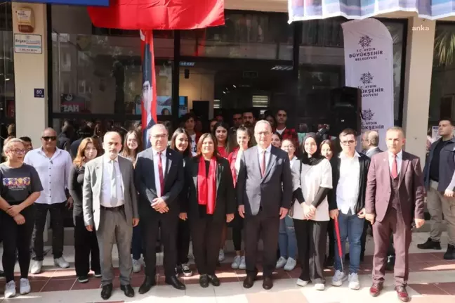 Başkan Çerçioğlu 'Cumhuriyet' Sergisinin Açılışını Yaptı