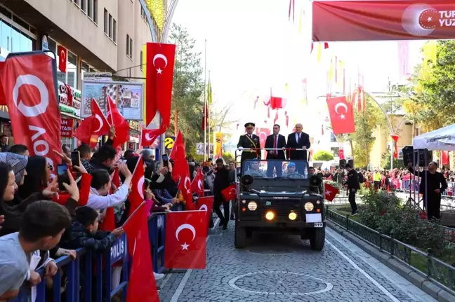 Bayburt'ta Cumhuriyet Bayramı ve yüzüncü yıl coşkusu
