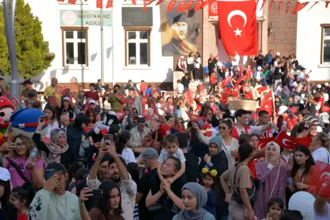 Zile'de 100. yıl coşkuyla kutlandı
