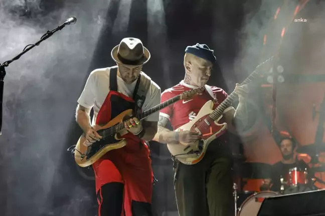 Athena, Fethiye'de Cumhuriyet konseri verdi