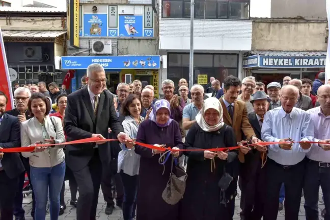 Karacabey Belediyesi Tarihi Fotoğraf Galerisi Açıldı